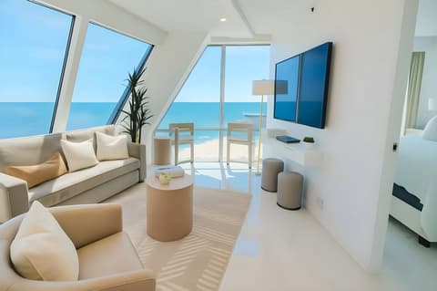 What to Expect When You Stay With Us