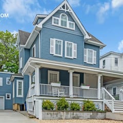 2BR Guest House - Sleeps 6 - Walk to Beach & Fun
