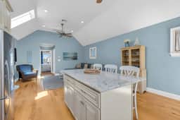 * Beautiful 1BR Apt at the Beach in Sea Bright *