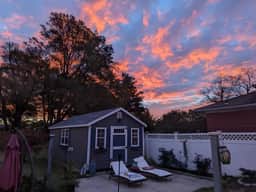 2BR -  Beach Home - Huge Yard - Walk to Beach