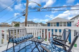 Blissful Bay House - Walk to Beach & Boardwalk
