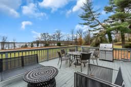5BR Riverfront Home  - Private Nature Retreat