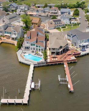 7 Bedroom - 3.5 Bath