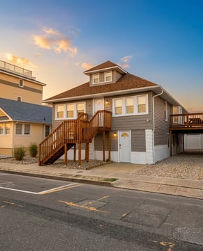 8 Bedroom - 3 Bath
