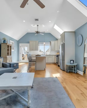 1 Bedroom - 1 Bath