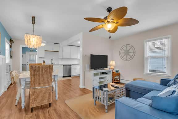 Blissful Bay House - Walk to Beach & Boardwalk - Image 1