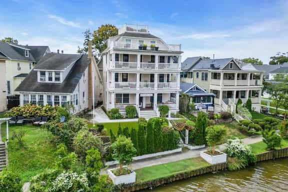 Lakefront - Waterview Porches - Upstairs Unit-3BR - Image 1