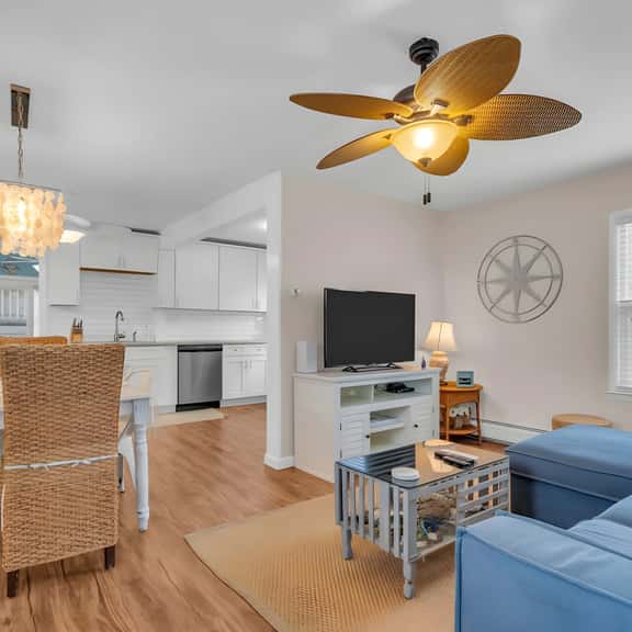Blissful Bay House - Walk to Beach & Boardwalk - Image 1