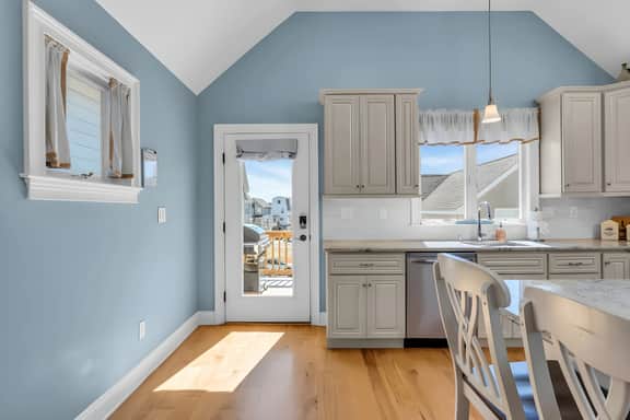 * Beautiful 1BR Apt at the Beach in Sea Bright *