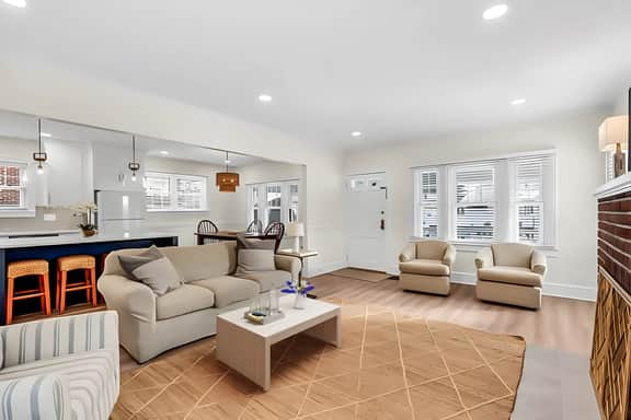 3BR Family Home in Avon - Walk to Beach & Main St