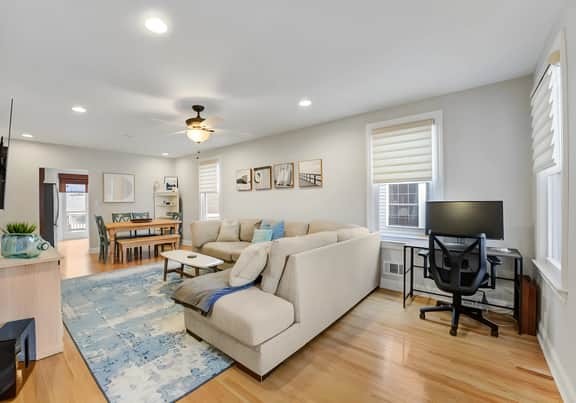 Beach St Bliss -  3BR Family House - Beach Block
