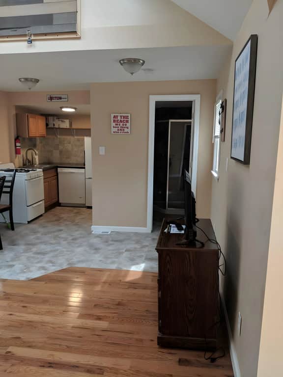 Newly Renovated One Bedroom, Steps from the Beach - 39B