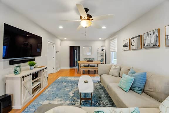 Beach St Bliss -  3BR Family House - Beach Block