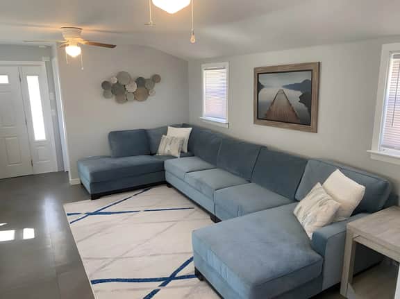 Charming Back Bay Bungalow - Steps to Beach & Boardwalk