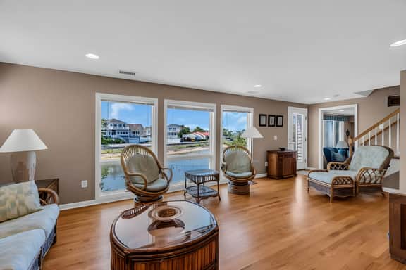 Walk to Beach! 4BR Coastal Escape - Point Pleasant