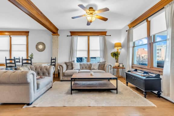Lakefront - Waterview Porch - Downstairs Unit-3BR - Image 3
