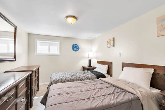 2br, Fully Renovated, Ocean Block