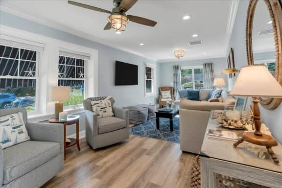 Lovely Spring Lake Beach House - 3BR - 2BA