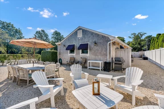 Lovely Spring Lake Beach House - 3BR - 2BA